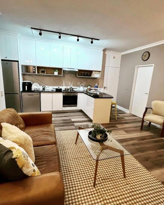 Modern, Trendy And Comfortable 2 Bedroom Apartment In Ciudad del Cabo Exterior foto