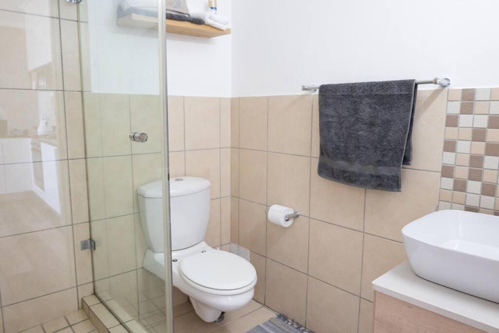 Modern, Trendy And Comfortable 2 Bedroom Apartment In Ciudad del Cabo Exterior foto