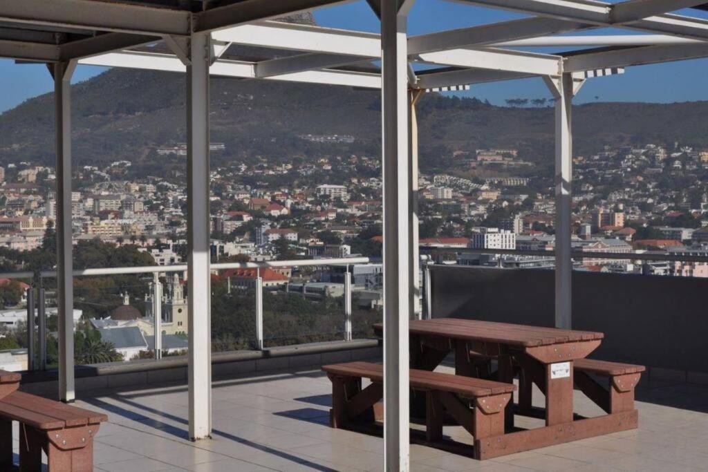 Modern, Trendy And Comfortable 2 Bedroom Apartment In Ciudad del Cabo Exterior foto